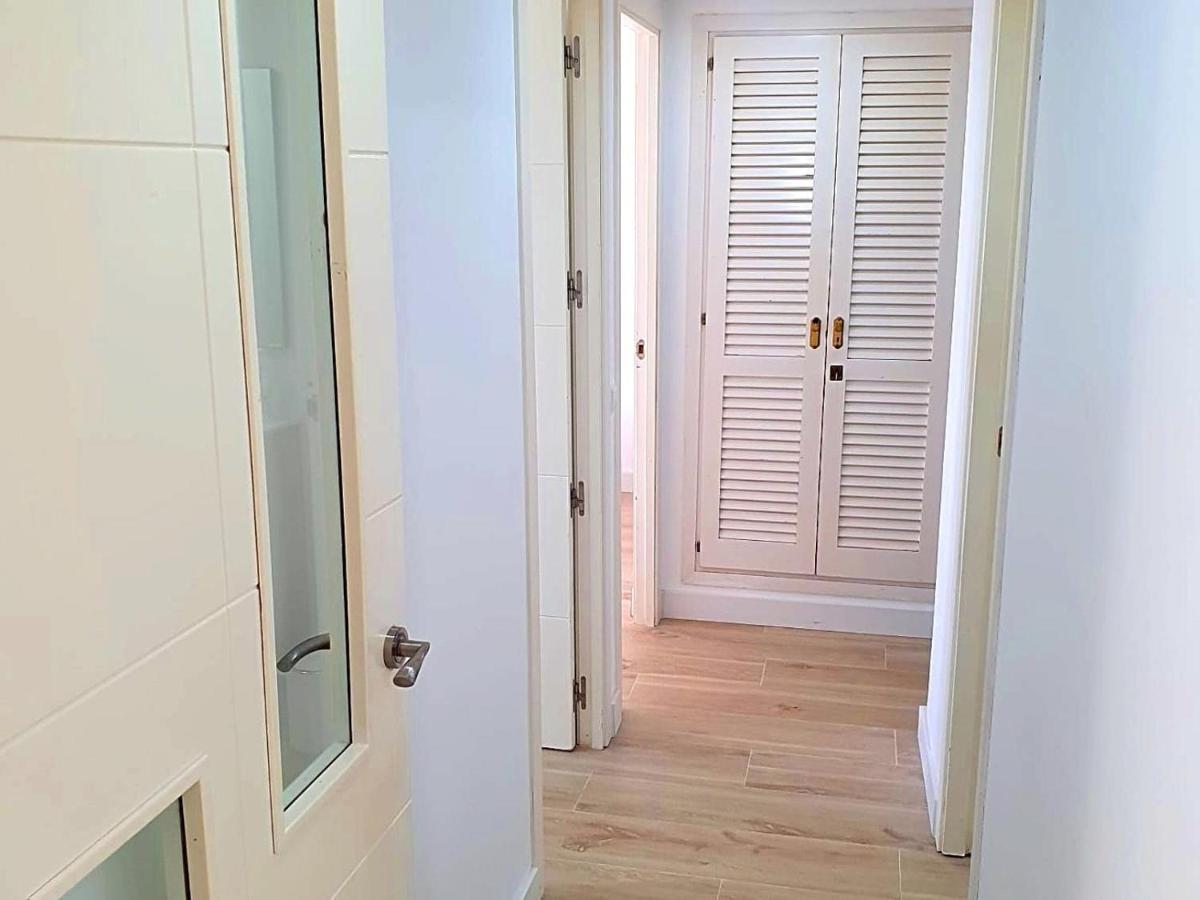 First Line Apartment With 3 Bedrooms And Seaviews Benidorm Exterior foto