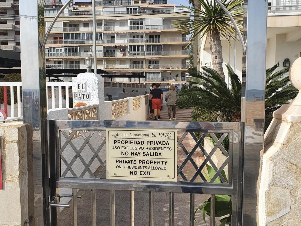 First Line Apartment With 3 Bedrooms And Seaviews Benidorm Exterior foto
